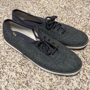 Like new Wool gray Keds shoes